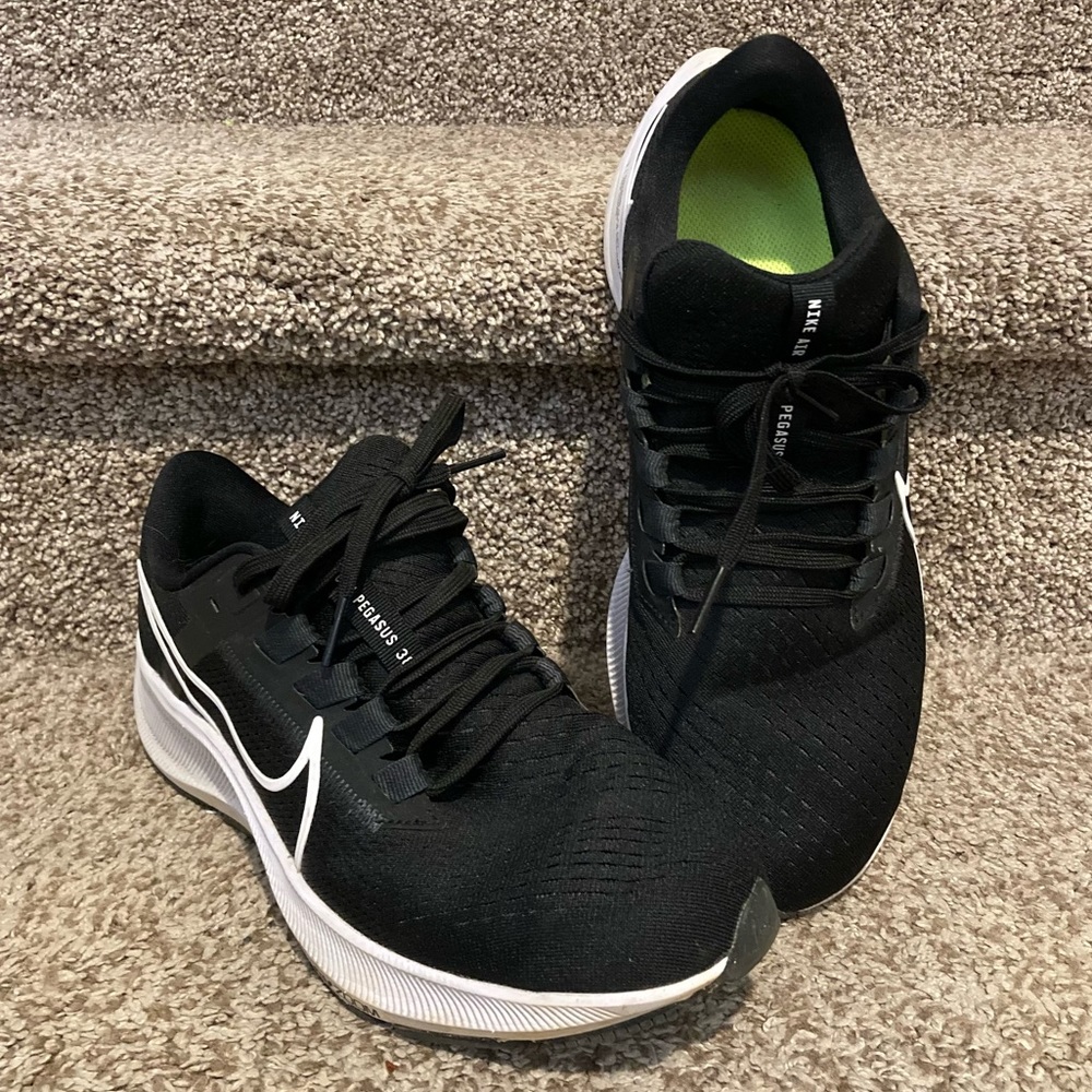 Nike Women's Pegasus 38